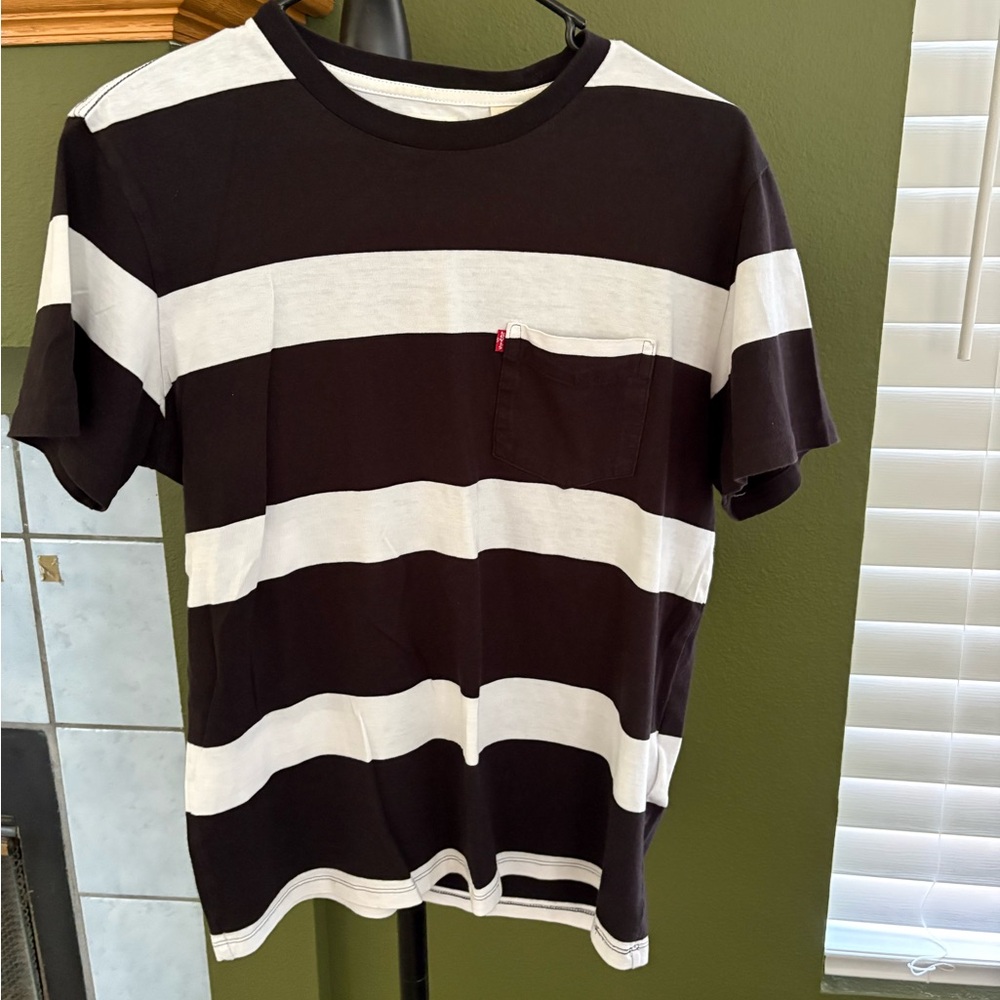 Black and White Striped Men's Levi’s T-Shirt